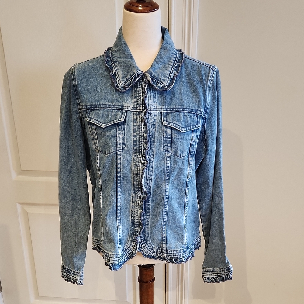NWOT Isabella Bird Light Blue Jean Jacket With Ruffle Detail Medium